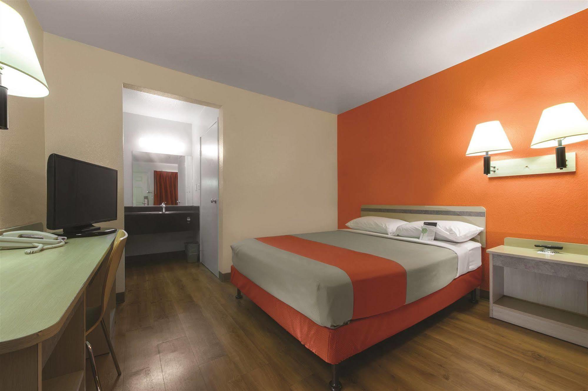 Motel 6-Leominster, Ma Exteriér fotografie
