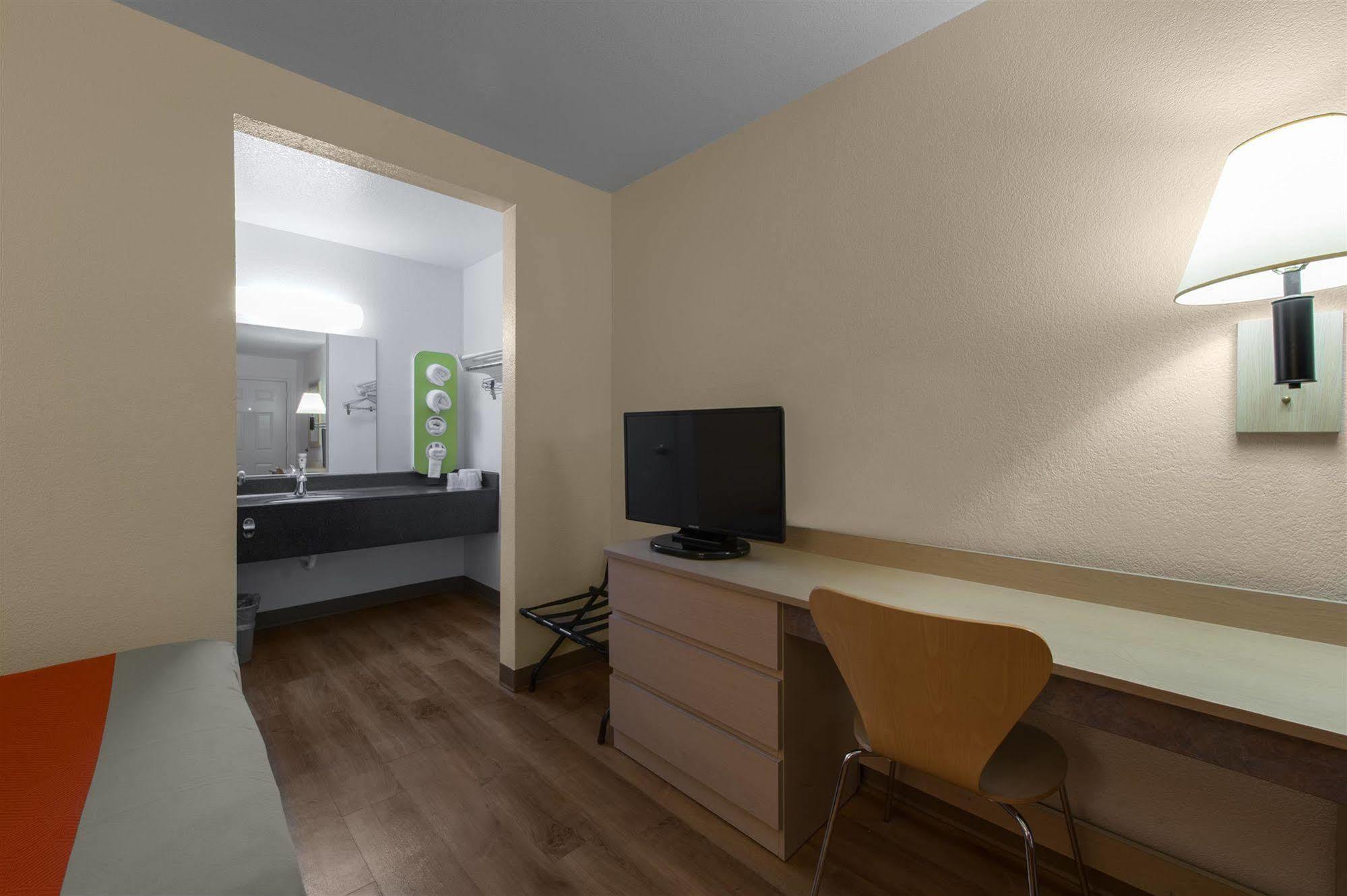 Motel 6-Leominster, Ma Exteriér fotografie