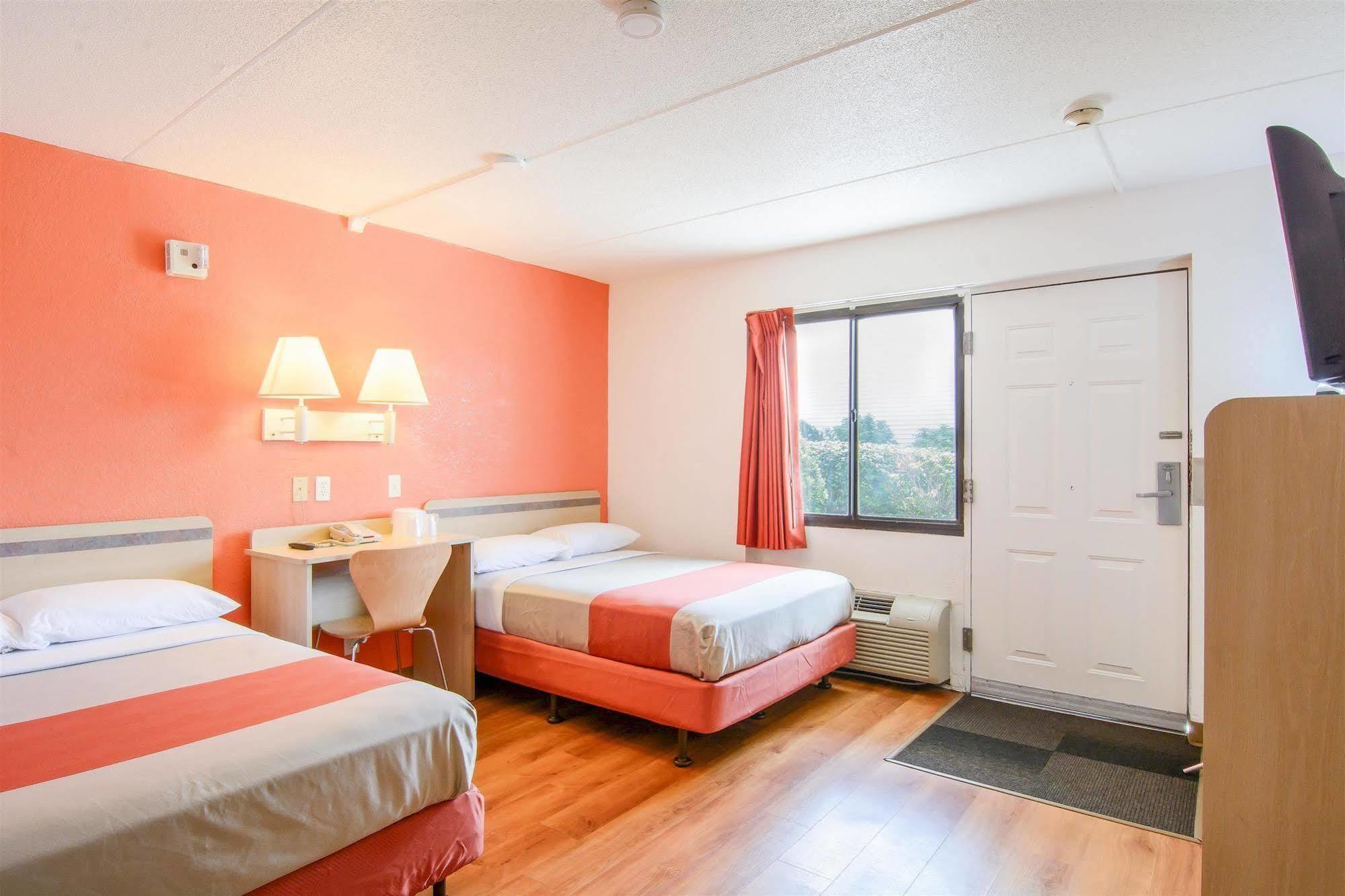 Motel 6-Leominster, Ma Exteriér fotografie